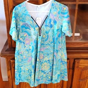 Brand new tunic top